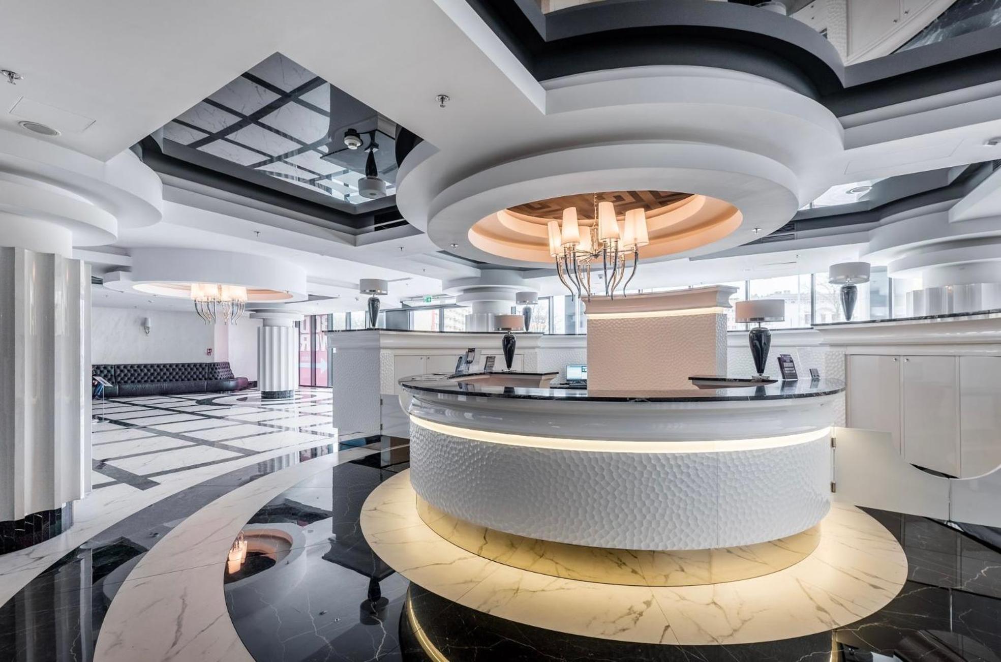 Hanza Tower Lux Sauna&Pool Щецин Экстерьер фото