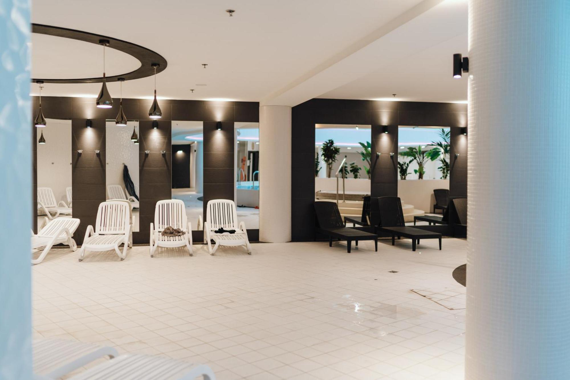 Hanza Tower Lux Sauna&Pool Щецин Экстерьер фото